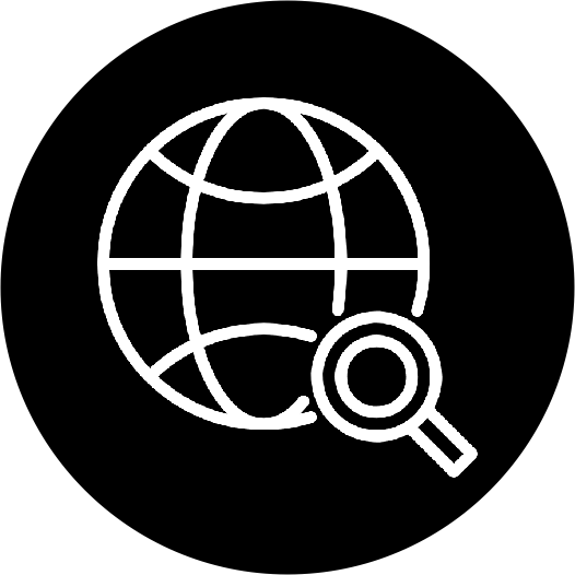 Globe avec loupe de recherche